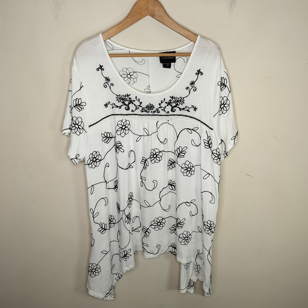 LIV Los Angeles Floral Embroidered Shirt Sharkbite Hem